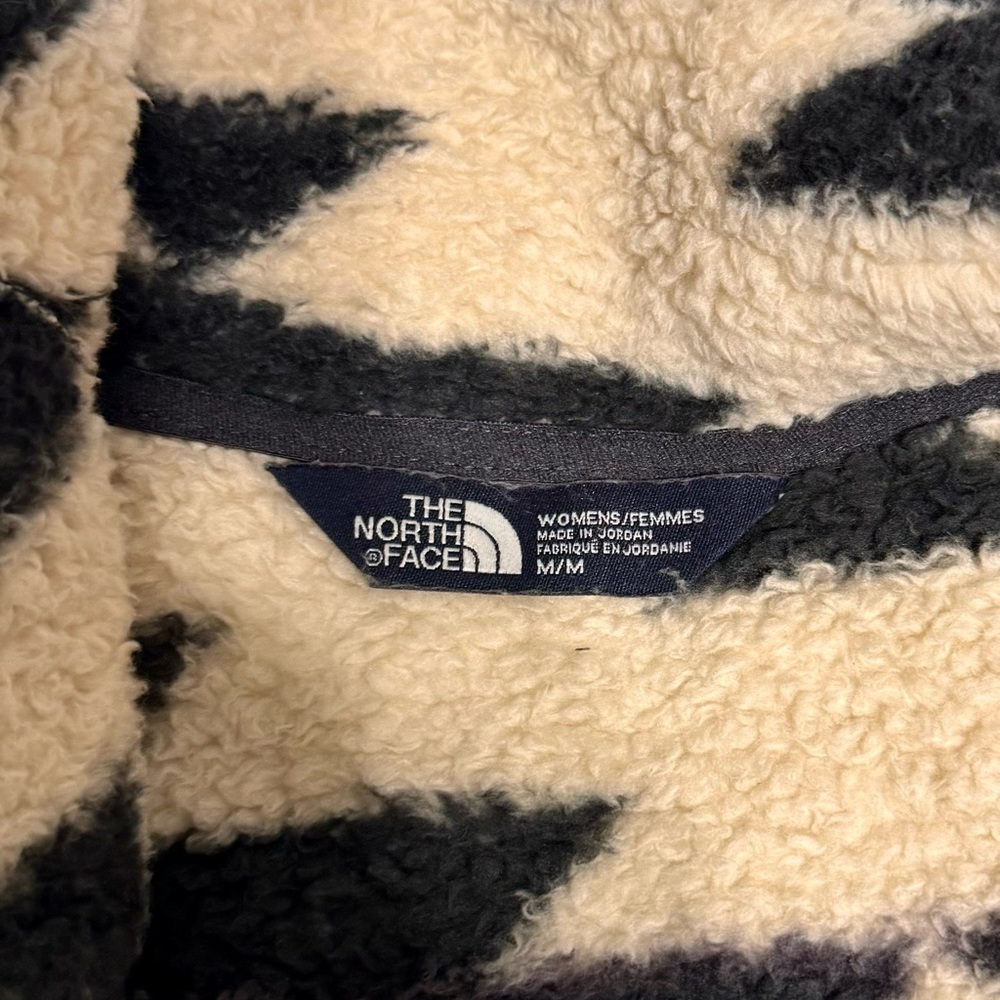 The North Face Black and Cream Patterned Vest - Picture 3 of 3